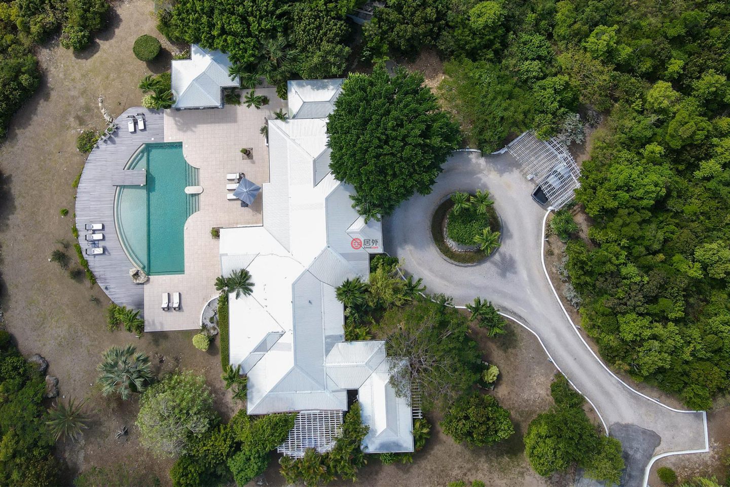 圣马丁岛的独栋别墅，Terres Basses，编号76417947