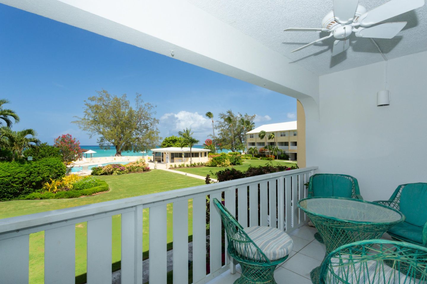 开曼群岛Seven Mile Beach的公寓，Harbour Heights 44，编号78075295