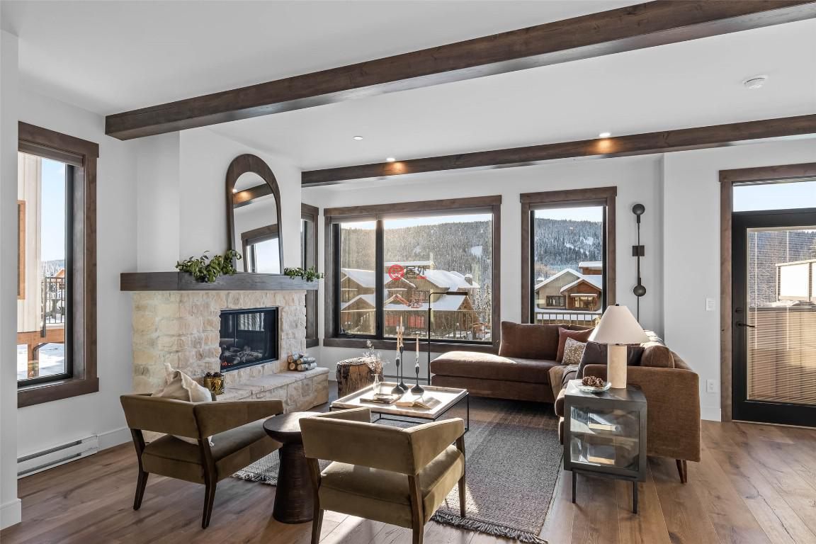 加拿大不列颠哥伦比亚省Sun Peaks的联排别墅，7000 MCGILLIVRAY LAKE，编号75526808