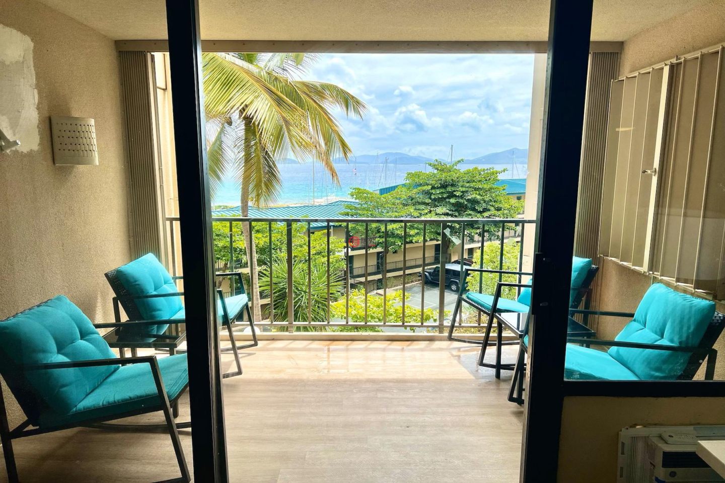 美属维京群岛St. Thomas的公寓，265 Sapphire Hill Village St Vincent，编号77089917