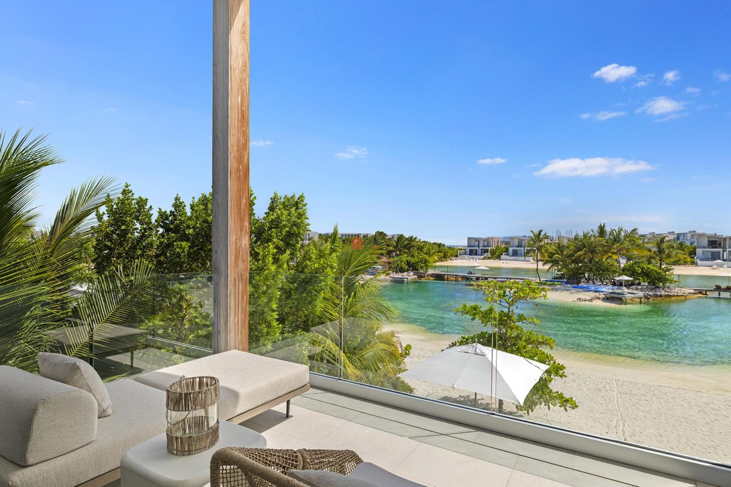 特克斯與凱科斯群島的独栋别墅，South Bank Lagoon Beach Villa 7，编号77992119