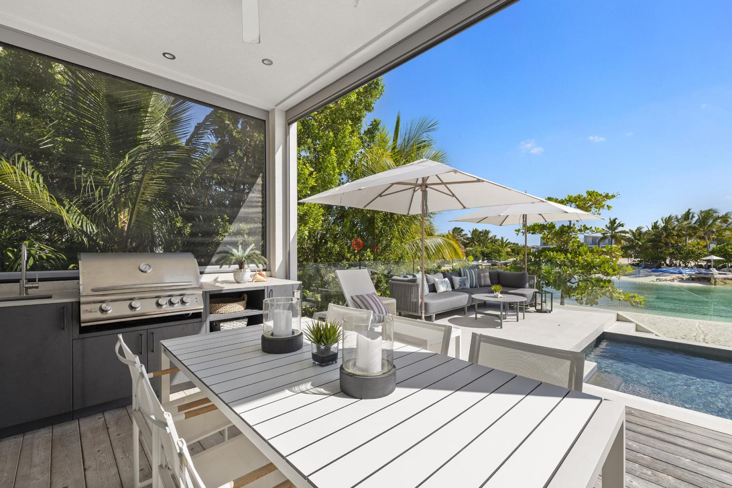 特克斯與凱科斯群島的独栋别墅，South Bank Lagoon Beach Villa 7，编号77992119