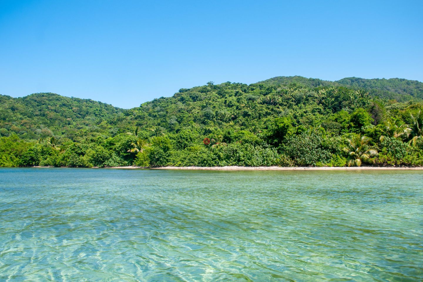 洪都拉斯海湾群岛瓜納哈島的独栋别墅，122 Acre Eco Estate with 3400 ft Beachfront，编号78468044