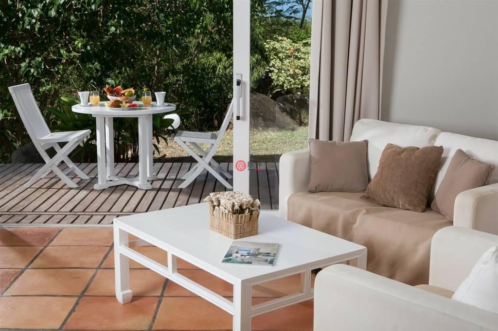 圣马丁岛Anse Marcel的独栋别墅，编号30969242