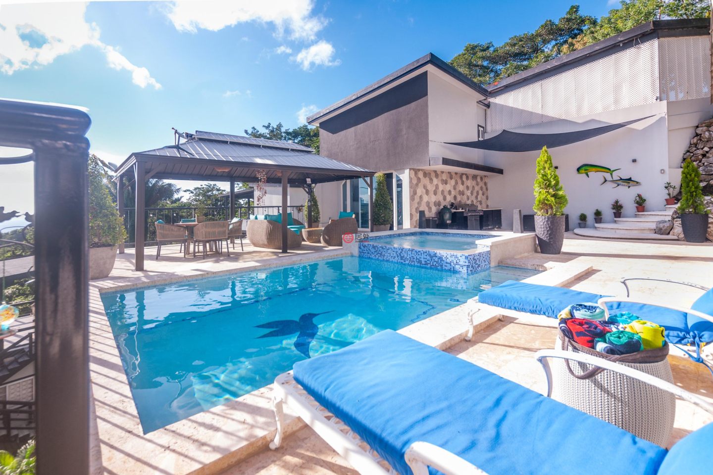 洪都拉斯海湾群岛Roatán的独栋别墅，Luxurious Zun Zun Residence Luna Beach Road，编号76643111