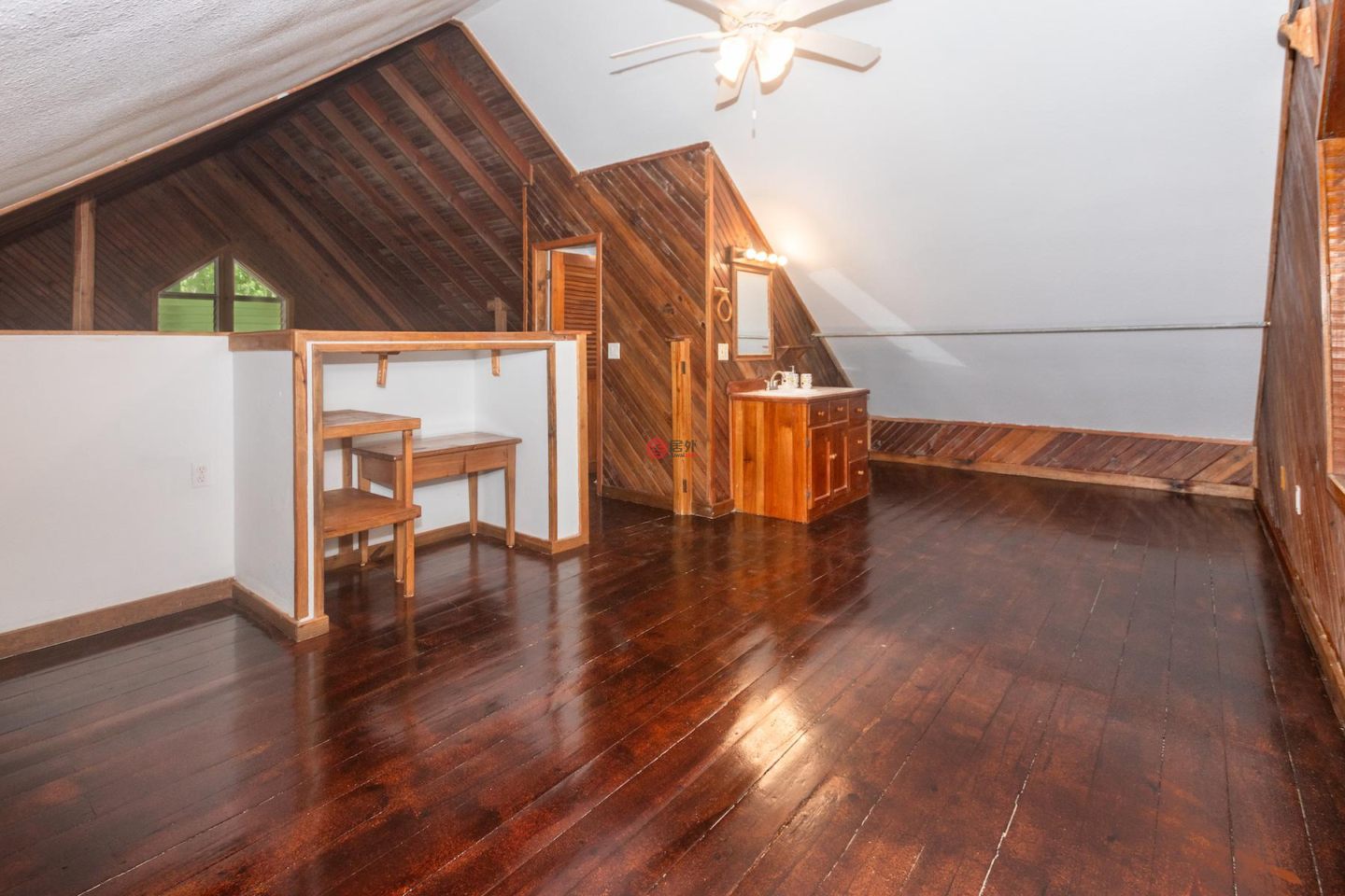 洪都拉斯海湾群岛Roatán的独栋别墅，Totally Turnkey Tropical Home in Sundancer Cabanas，编号78282837