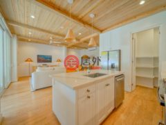 洪都拉斯海湾群岛Roatán的公寓，Oceanfront Condominium D6 Watercolors Resort 3rd Floor Building D，编号76872639
