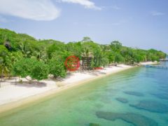 洪都拉斯海湾群岛Roatán的公寓，Oceanfront Condominium D6 Watercolors Resort 3rd Floor Building D，编号76872639