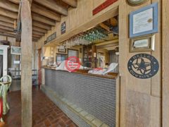 美国爱荷华州霍姆斯提德的商业转让，None 2206 44th Ave，编号73442780