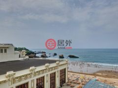 居外网在售法国4卧4卫的公寓总占地257平方米EUR 3,255,000