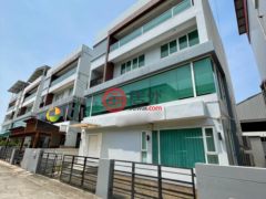 泰国北榄府Ban Bang Phli Yai的独栋别墅，53 MPQJ+F35 wat 4 King Kaeo Rd Racha Thewa Bang Phli District Samut Prakan 10540，编号77435560