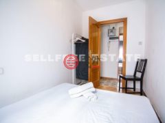 西班牙BarcelonaL'Hospitalet de Llobregat的公寓，del mont，编号54998586