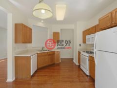 美国伊利诺伊州Huntley的联排别墅，12138 White Tail Lane #0，编号78355896