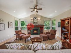 美国俄勒冈州Jacksonville的独栋别墅，6268 Little Applegate Road，编号78162942