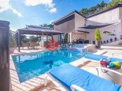 洪都拉斯海湾群岛Roatán的独栋别墅，Luxurious Zun Zun Residence Luna Beach Road，编号76643111