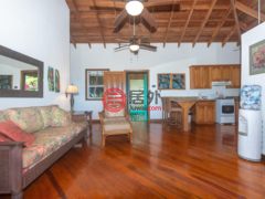洪都拉斯海湾群岛Roatán的独栋别墅，Charming Garden Hillside 2B/1.5B Home，编号76854666