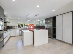 美国佛罗里达州科勒尔盖布尔斯的独栋别墅，413 Santurce Avenue，编号77603465
