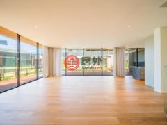 居外网在售葡萄牙4卧6卫的联排别墅总占地204平方米EUR 3,650,000