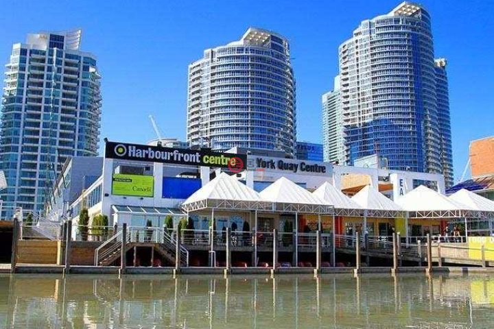 加拿大万锦市2卧2卫局部整修过的公寓